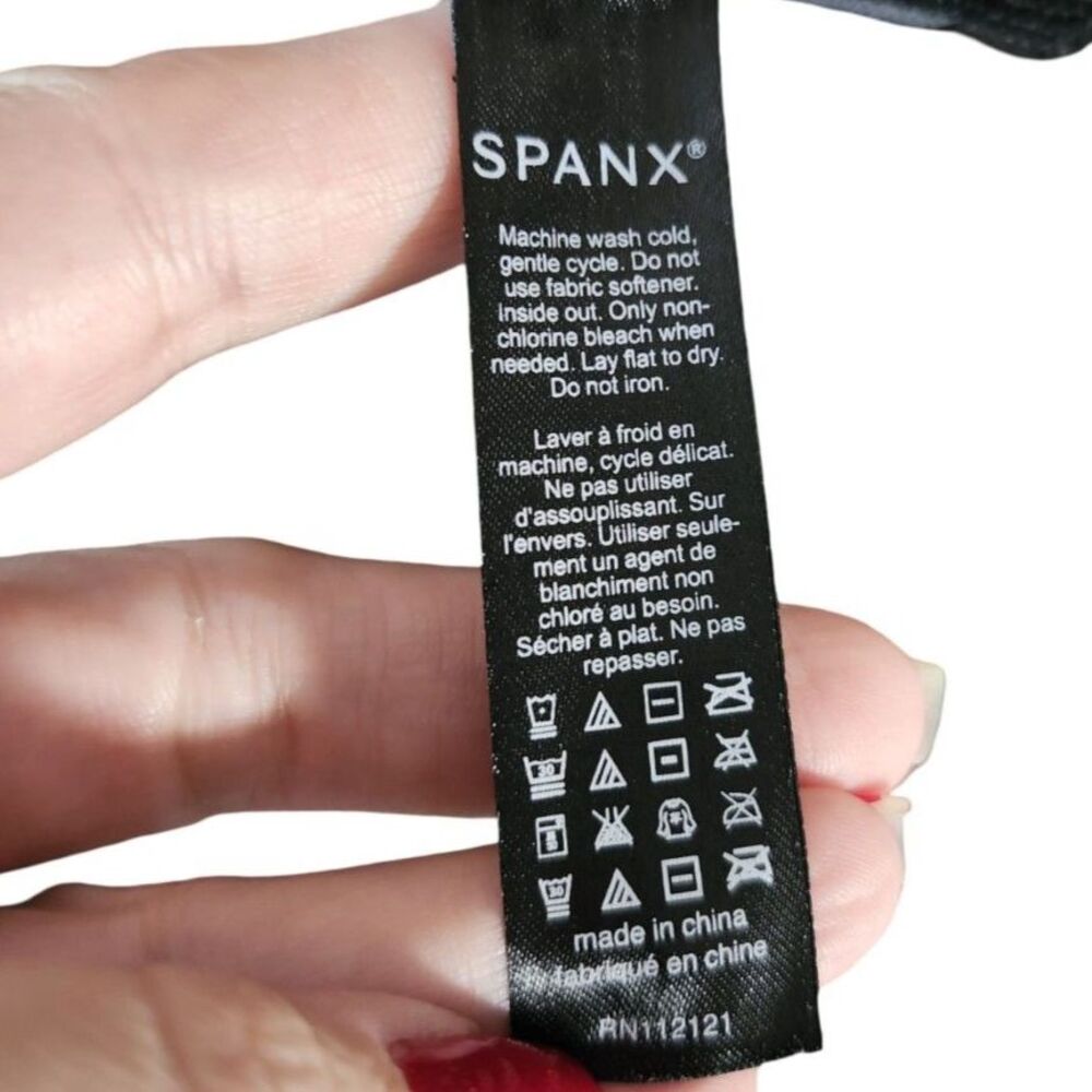 Spanx Every Wear Active Faux Leather Panel Gloss Pocket Leggings Small 20193R - Picture 7 of 7